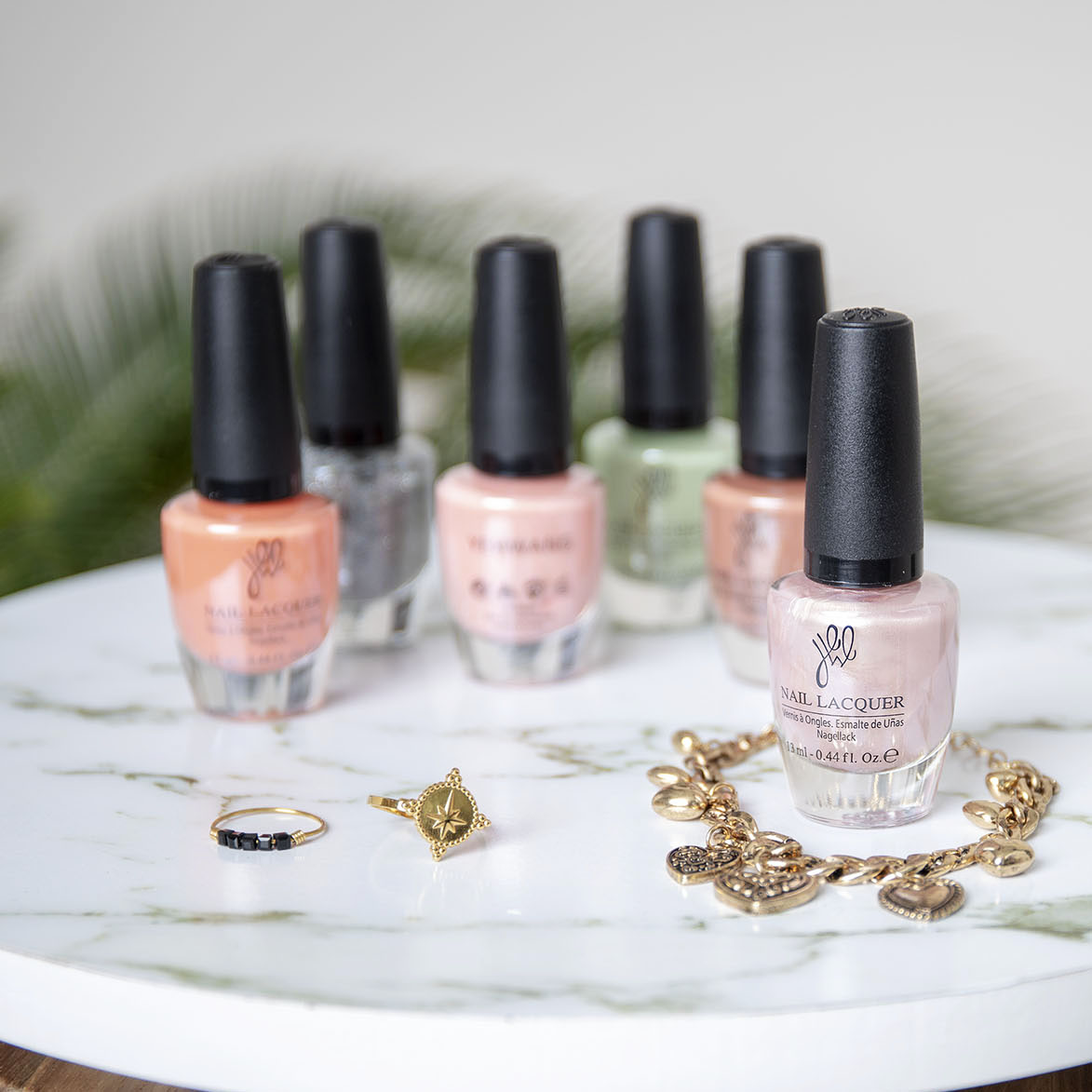 The perfect nail polish colors for this summer/spring